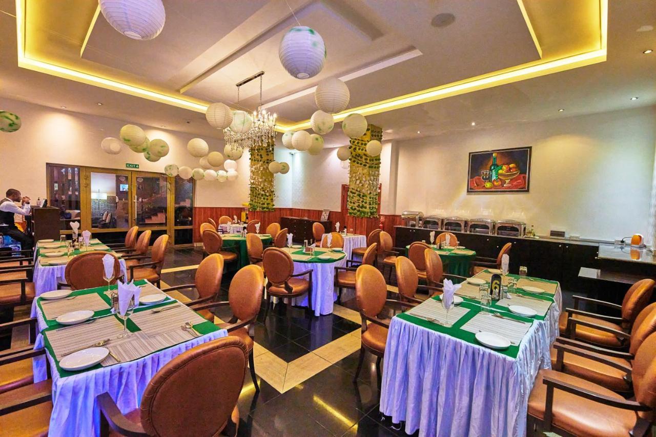 Oak Haven Hotel & Suites Port Harcourt Exterior foto